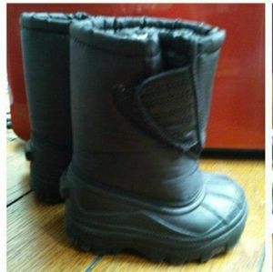 TODDLER CRATER RIDGE BLACK WINTER BOOTS SZ. 5